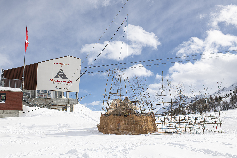 Ice Stupa - Diavolezza valley station